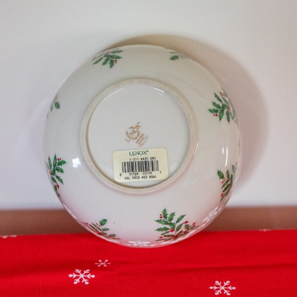 Lenox Holiday Bowl - Picture 2 of 9